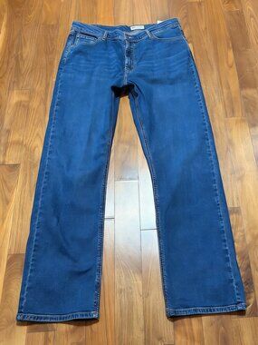 Wrangler Jeans Mens  Blue Medium Wash Relaxed Bootcut Stretch Denim